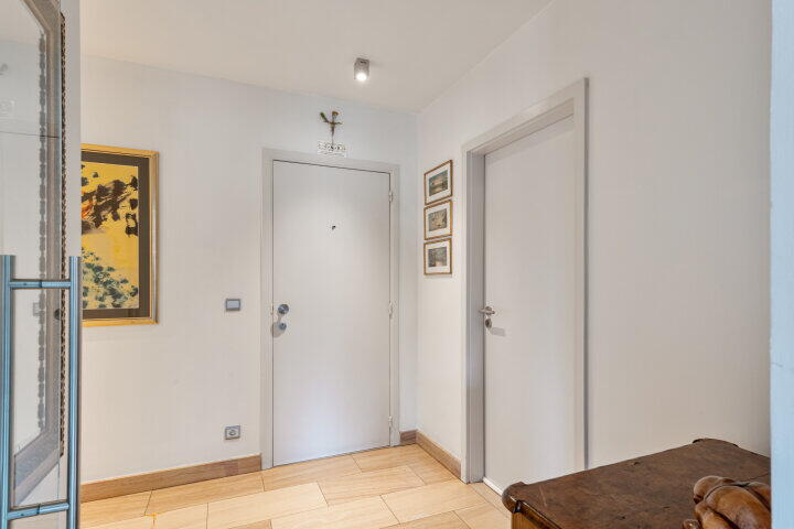 Foto 2 - Berenhofstraat bus 696, Lanaken