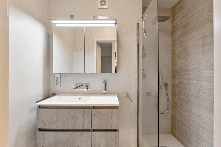 Foto 23 - Berenhofstraat bus 696, Lanaken