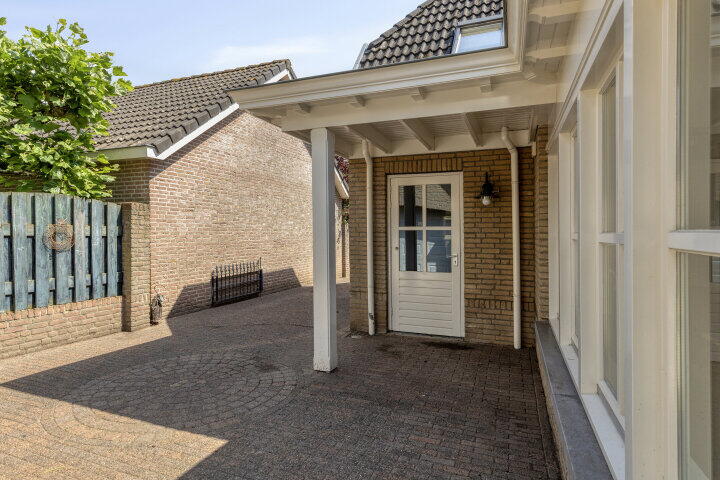 Foto 37 – Bieslook 2, Oud Gastel