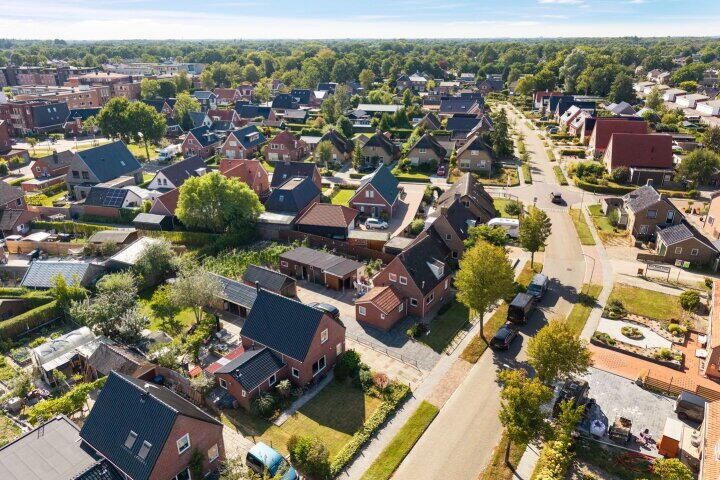 Foto 41 – Bloemstraat 12, Roden