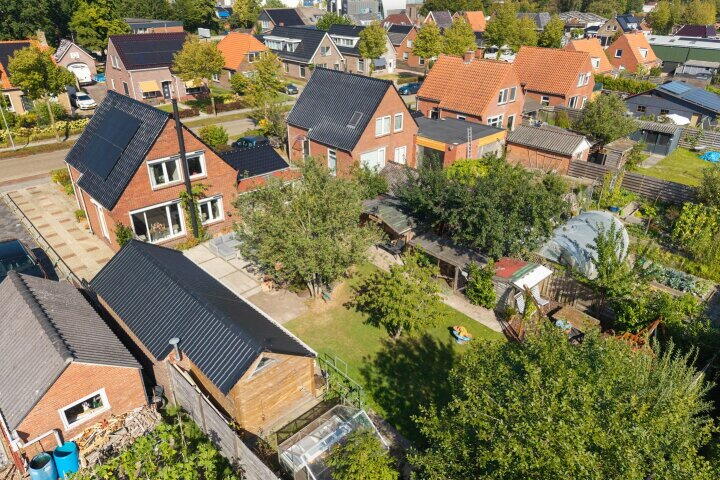 Foto 42 – Bloemstraat 12, Roden