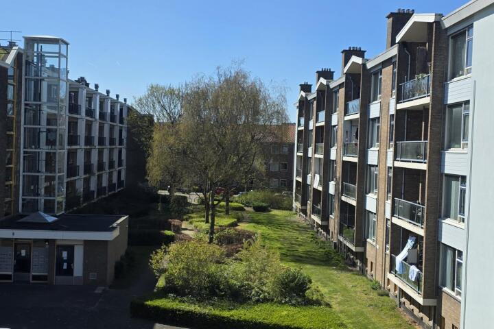 Foto 1 - Busken Huetlaan 66, Voorburg