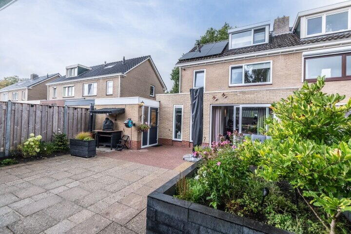 Foto 42 – Carel Hieronymuslaan 46, Leek