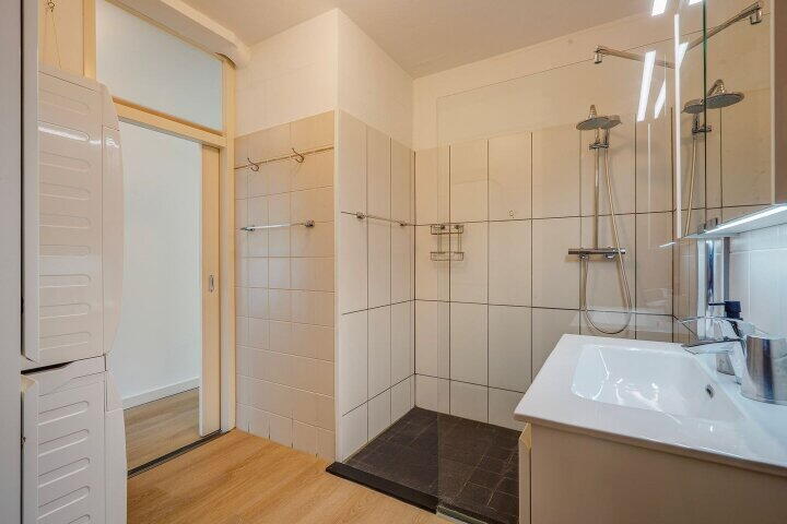 Foto 47 – Cees Laseurlaan 335, Den Haag