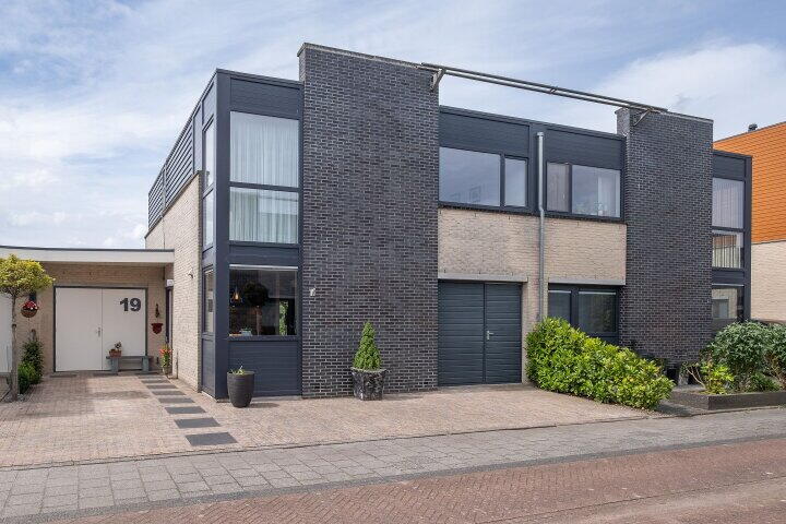 Foto 1 - C.F. Kuijken-van der Eijndetuin 19, Heerhugowaard