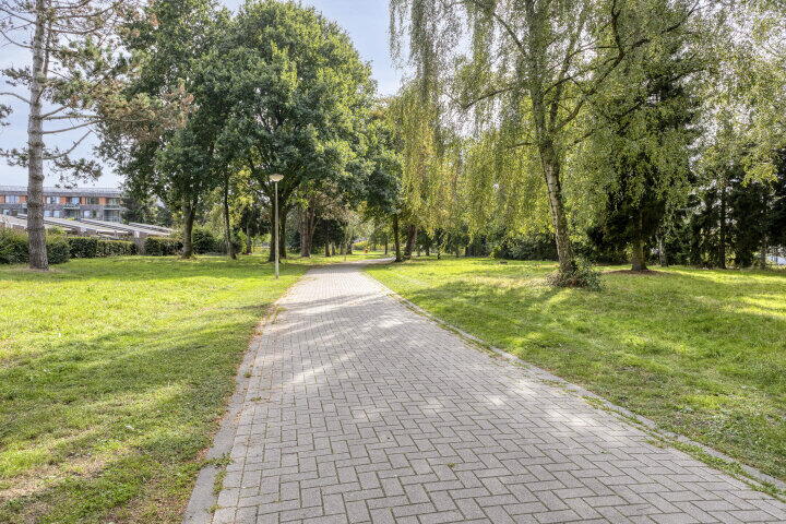 Foto 48 – Cinnaberdijk 36, Roosendaal