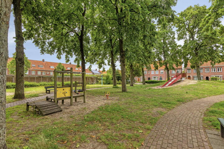 Foto 39 – Dahliastraat 1, Roosendaal