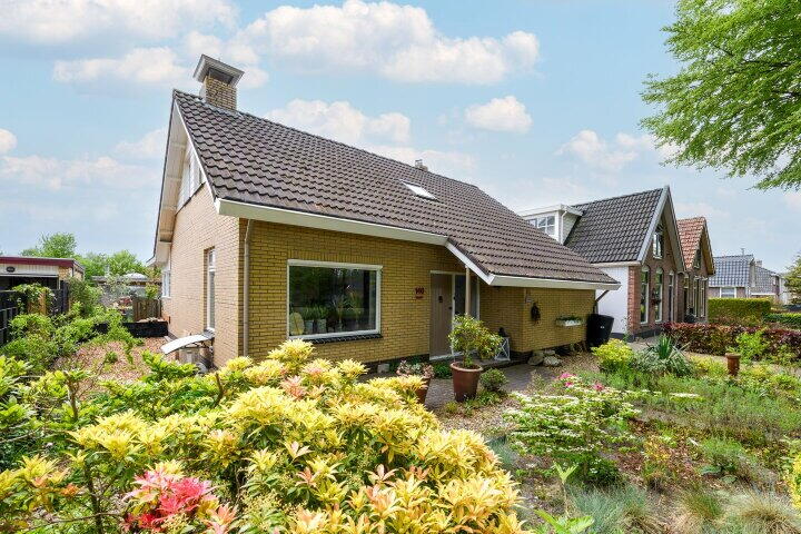 De Buorren 146 , Lippenhuizen