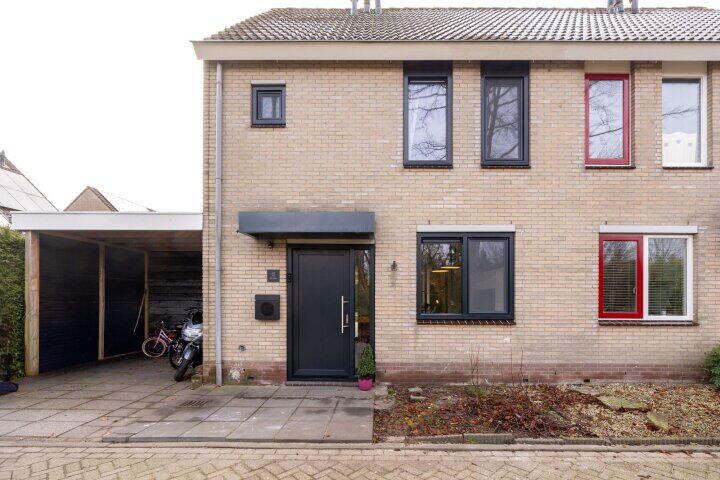 De Friso 13 , Drachten
