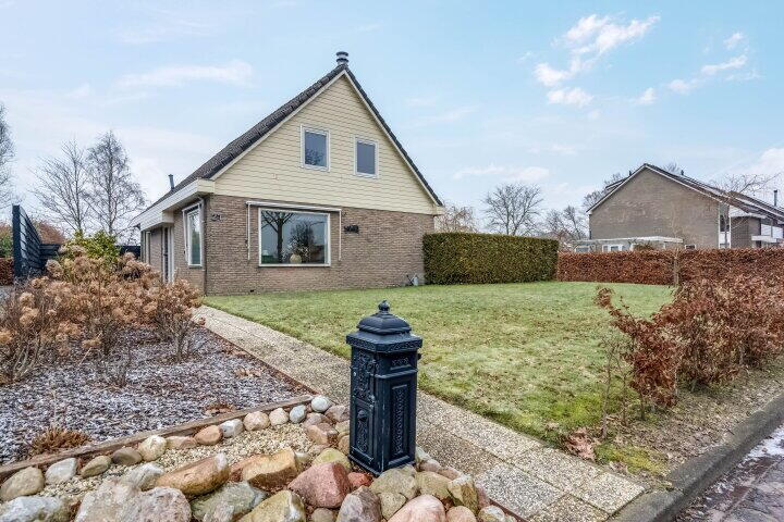 Foto 2 - de Hulst 27, Roden