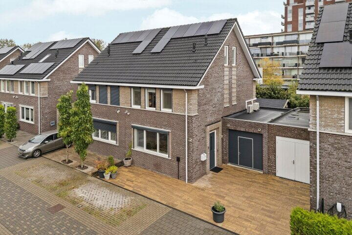 Doerianstraat 6 , Almere