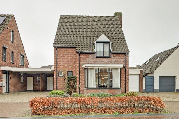 Foto 1 - Dorpsstraat 4, Neerkant