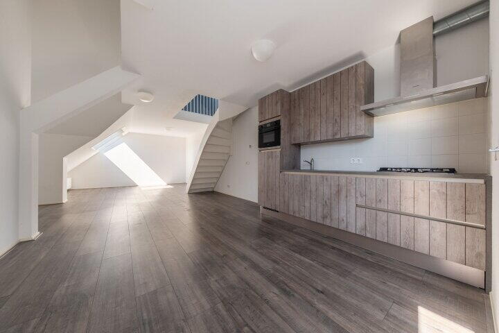 Foto 3 - Dorpsstraat -E 225, Nieuw-Roden