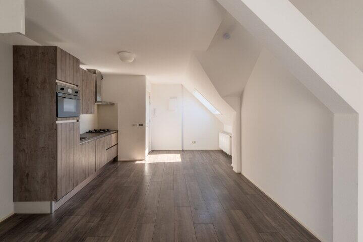 Foto 10 - Dorpsstraat -E 225, Nieuw-Roden