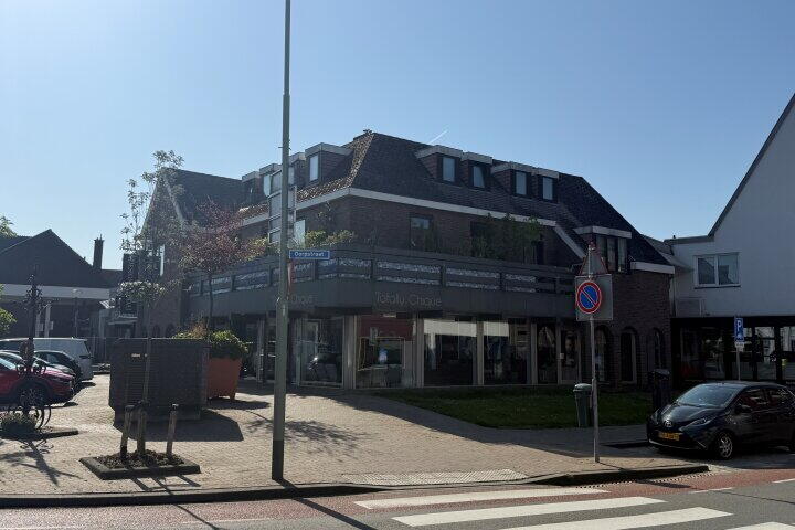 Dorpstraat 27