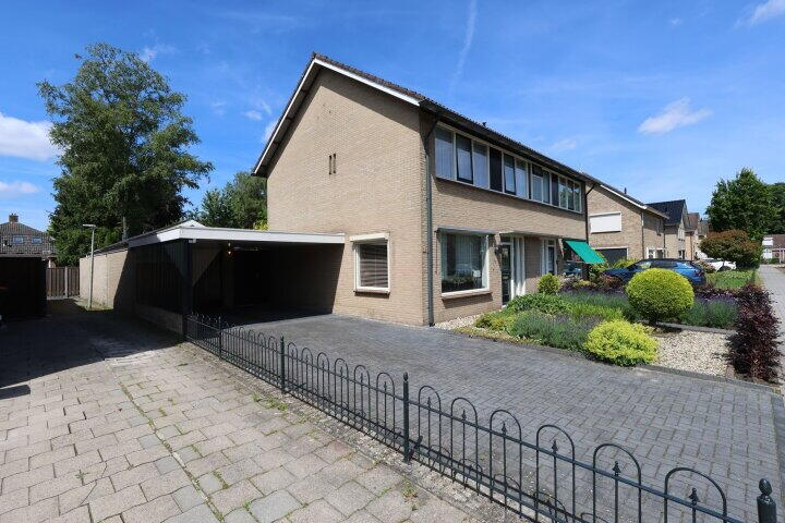 Foto 29 – Dunantstraat 12, Vriezenveen