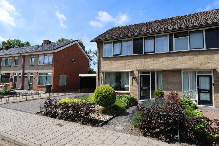 Foto 33 – Dunantstraat 12, Vriezenveen