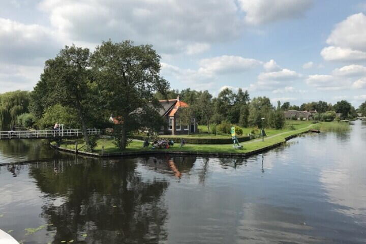 Dwarsgracht 9 , Giethoorn