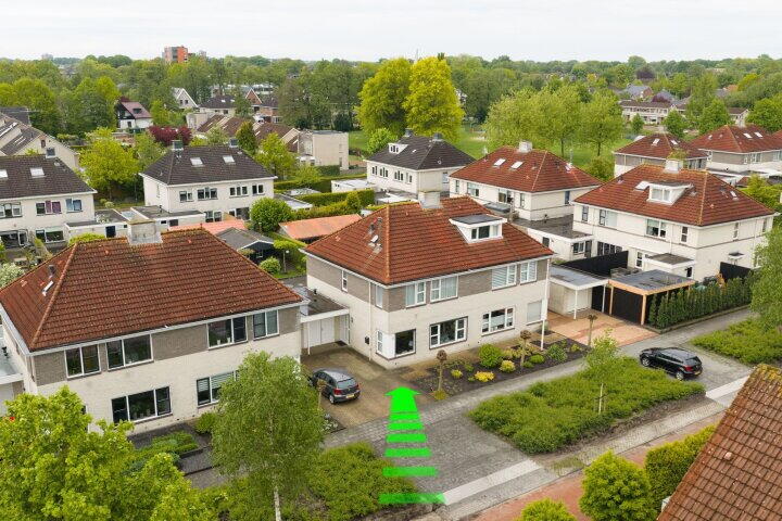 Eendekroos 3 , Drachten