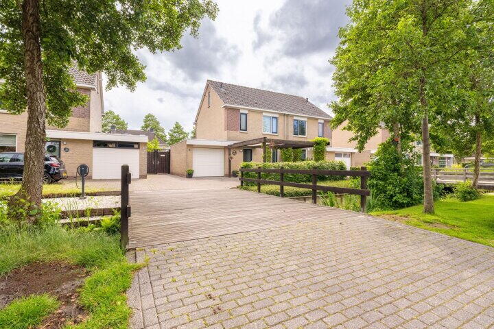 Foto 3 – Eendekroos 66, Drachten