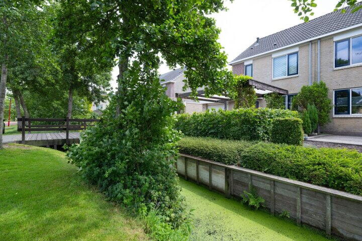 Foto 5 – Eendekroos 66, Drachten