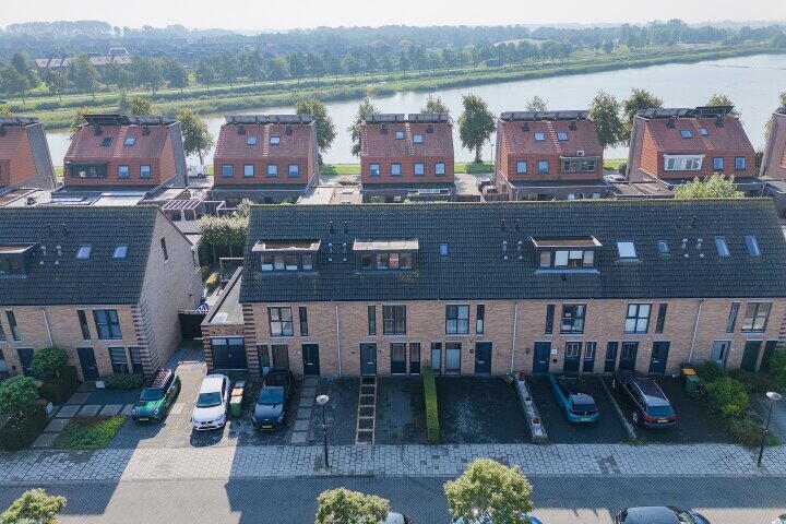 Video 1 - Eiland van Surya 18, Heerhugowaard