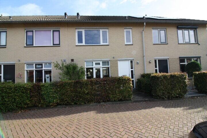 Esrand 24 , Vriezenveen