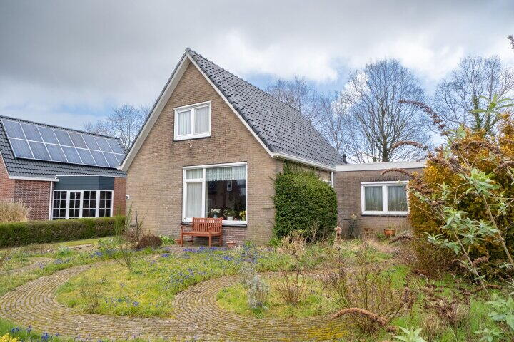 Esweg 30 , Peize