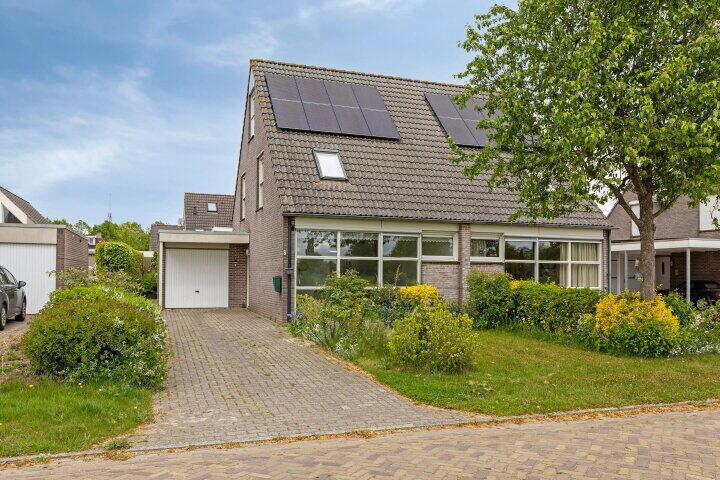 Esweg 8 , Gieten