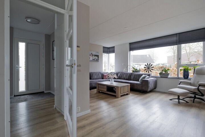 Foto 2 - Floralaan 1, Bovensmilde