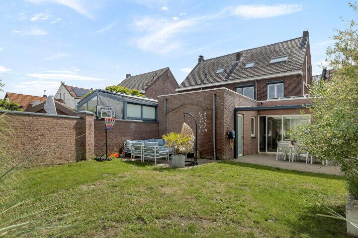 Foto 39 – Grotestraat 5, Linne
