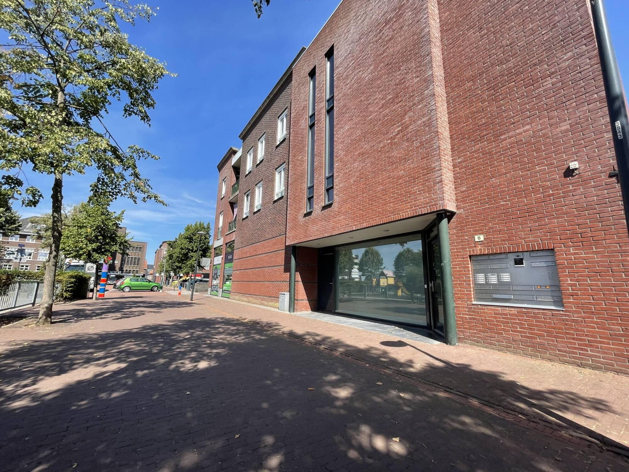 Online bezichtiging inplannen voor Harlindestraat 53, Echt