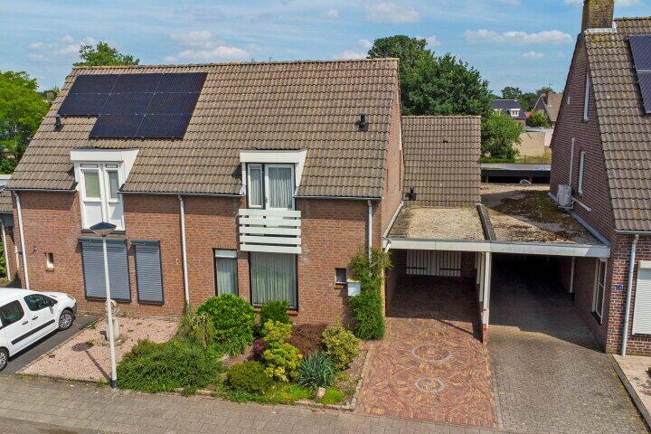 Foto 46 – Hazenpad 66, Neerkant