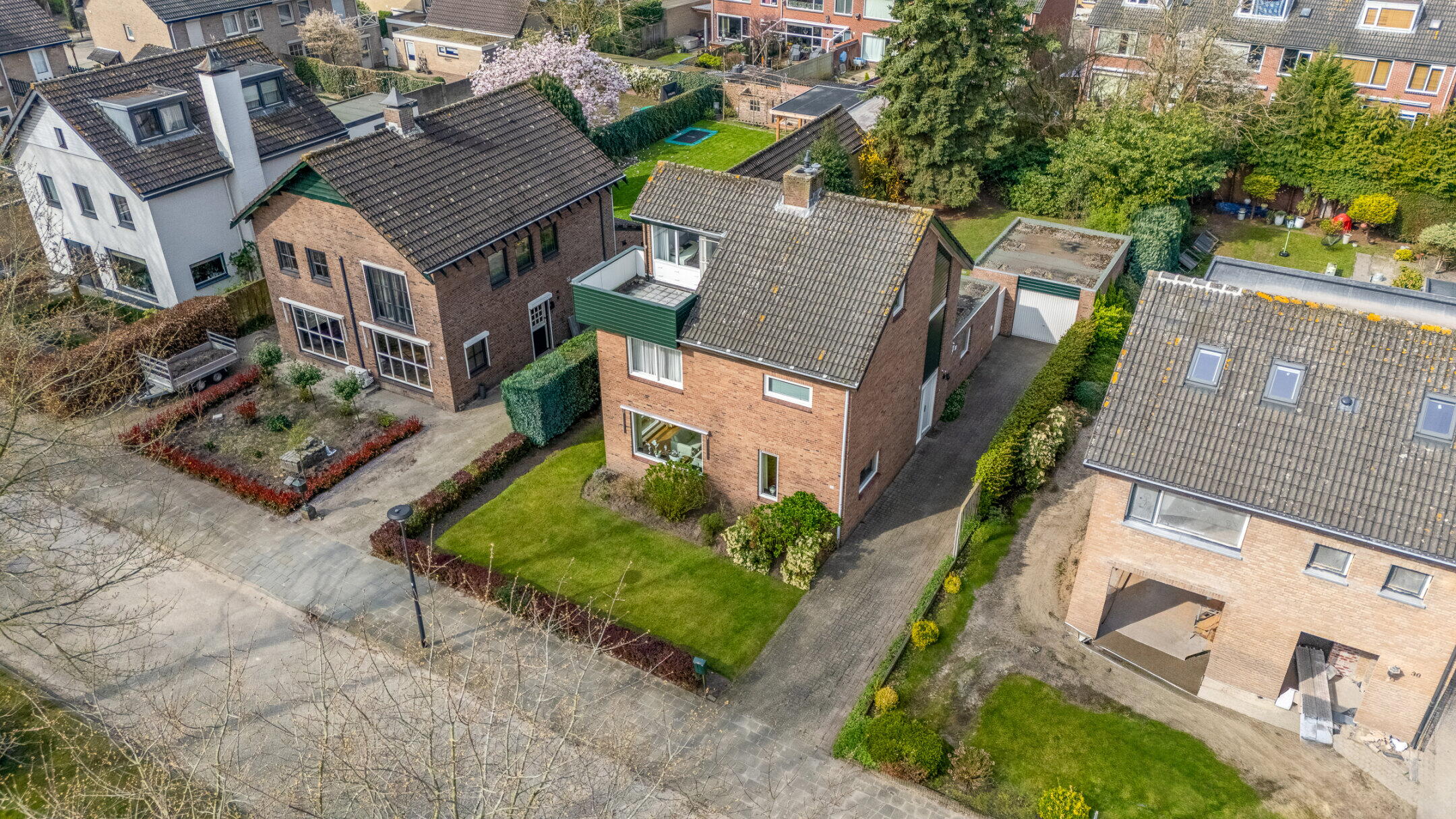 360 foto - Hof 32, Bavel