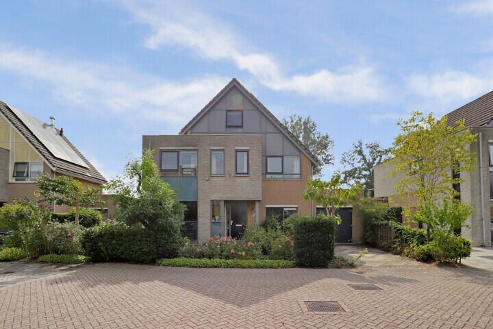 Hooiland 8 , Stolwijk