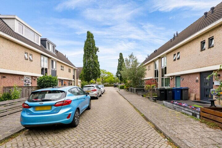 Foto 36 – IJsbeerpad 10, Almere