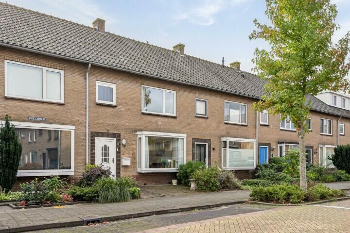 Foto 1 - IJsselstraat 25, Alphen aan den Rijn