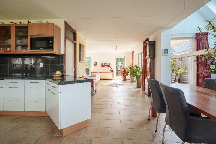 Foto 23 - Jean Gabinplantsoen 11, Almere