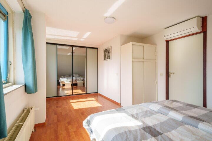 Foto 25 - Jean Gabinplantsoen 11, Almere