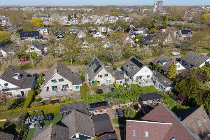 Foto 54 - Jean Gabinplantsoen 11, Almere