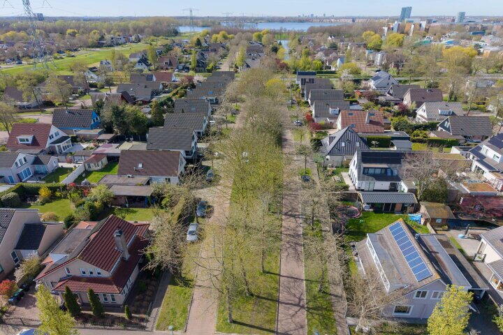 Foto 56 - Jean Gabinplantsoen 11, Almere