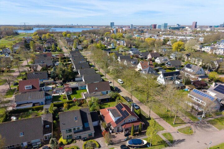 Foto 58 - Jean Gabinplantsoen 11, Almere