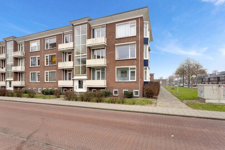 Foto 1 - J.H.W. Robersstraat 111, Enschede