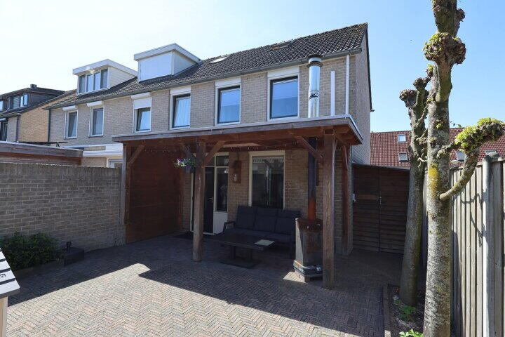 Foto 25 – Johannes Kamphuisstraat 1, Vriezenveen