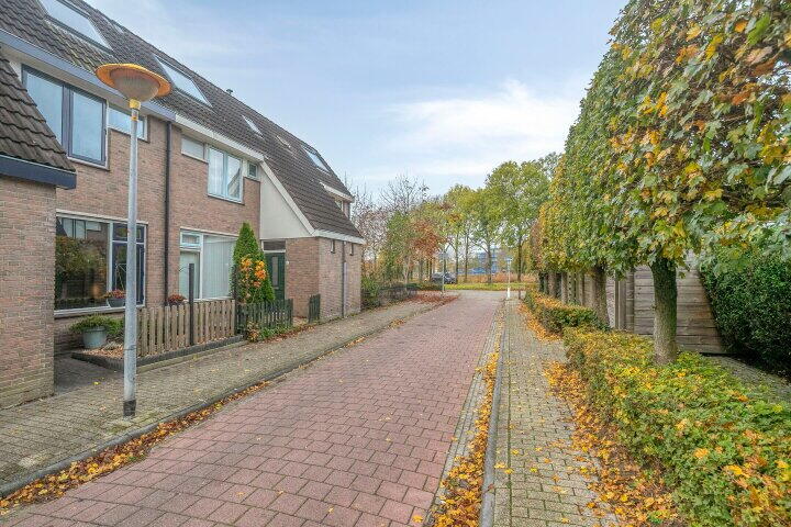 Foto 5 - Kamp 27 70, Lelystad