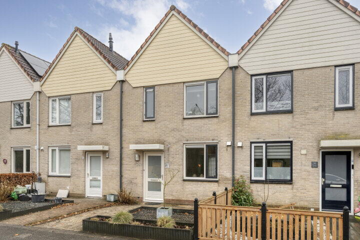 Foto 1 - Kluft 38, Meppel