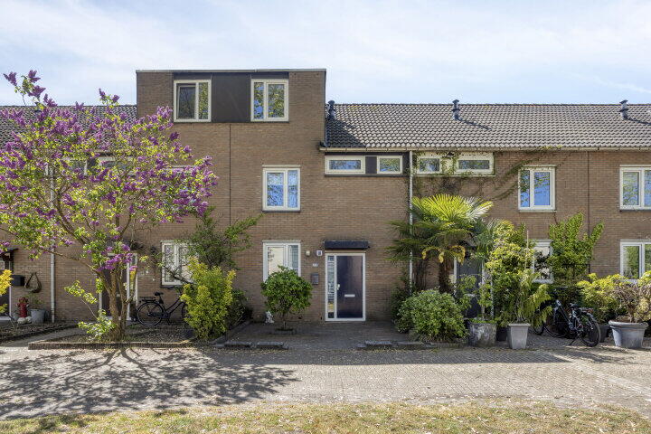Foto 1 - Komoord 12, Breda