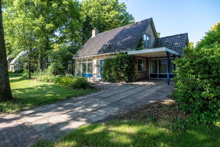 Korenbloemstraat 5 , Vries