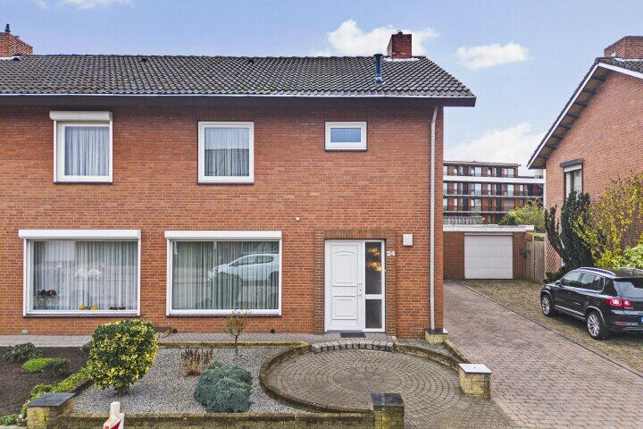 Foto 1 - Lambermonstraat 24, Landgraaf