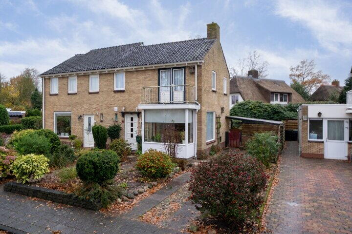 Larixlaan 16 , Roden